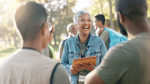 Mirror Check Rolling With Purpose: Volunteerism on the Rise Among RVers in 2025