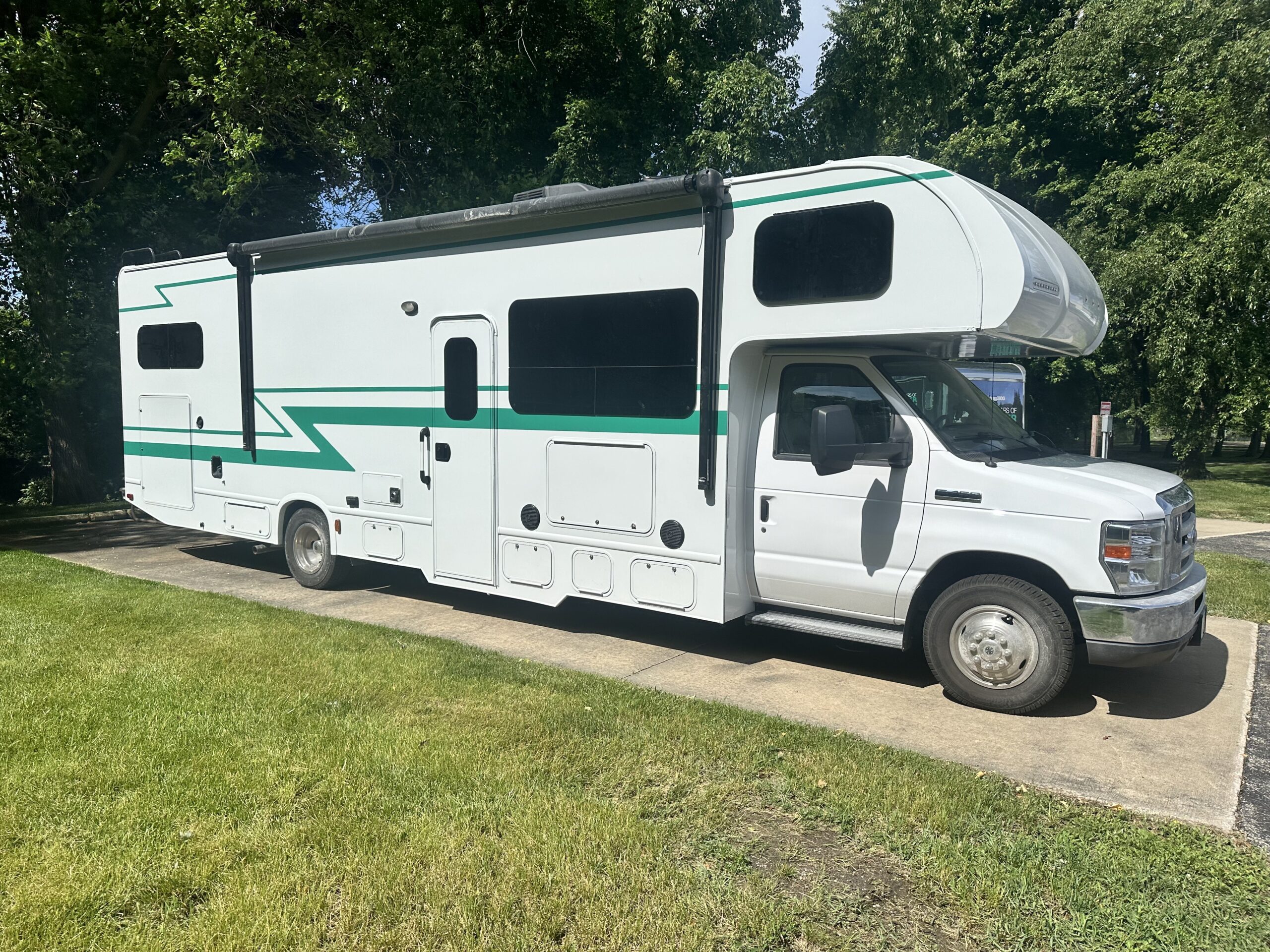Cummins Has RV Renovated In Preparation For Tour To Promote New QG 4000i Generator