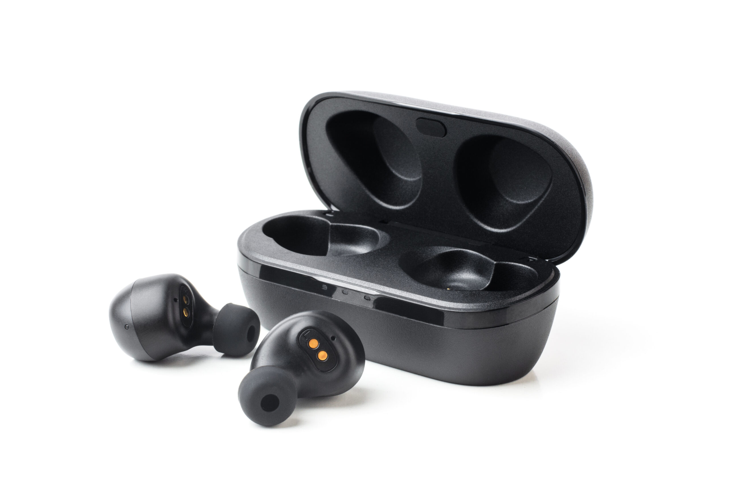 WirelessBlackBluetoothEarphonesWithContactlessChargingIsolatedClose-upOn | I Heart RVing