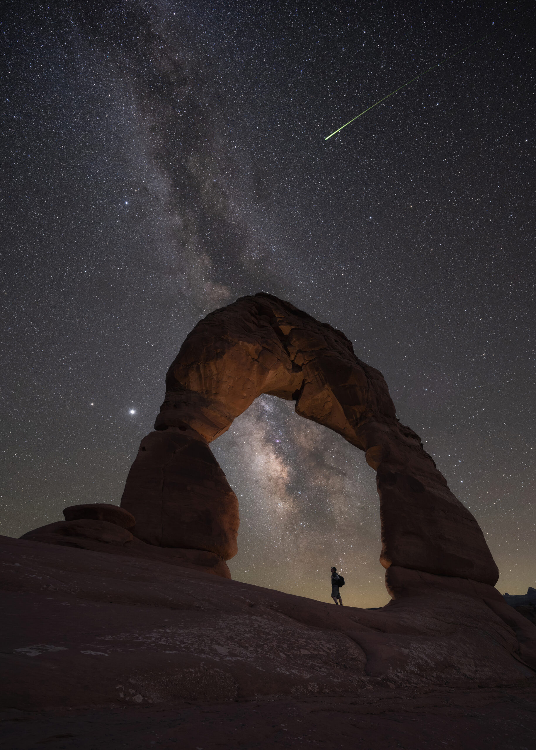 NightHikerUnderDelicateArchAndTheMilkyWayGalaxy | I Heart RVing