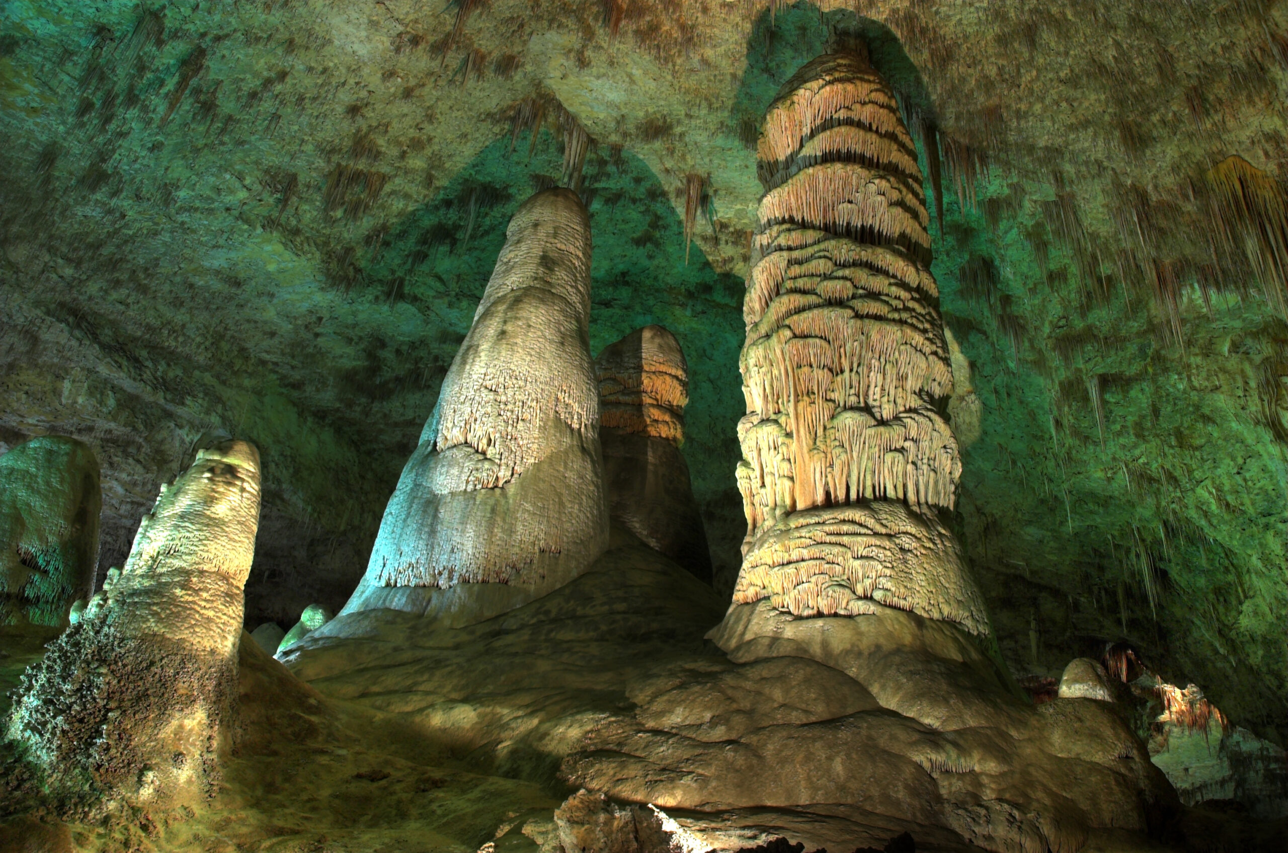 TheHallOfGiantsCarlsbadCaverns | I Heart RVing