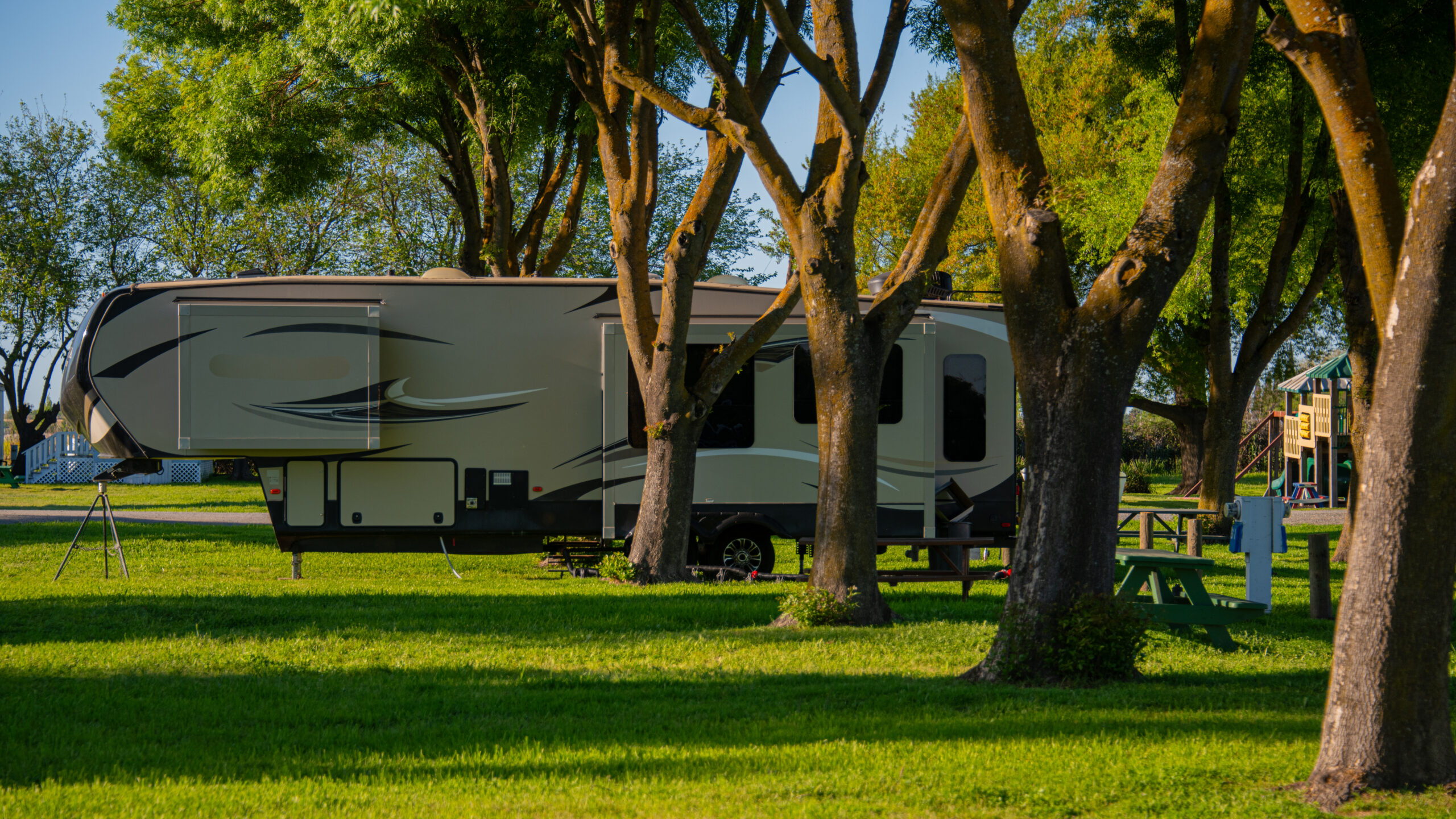 Understanding Fifth Wheels: Your Comprehensive Guide