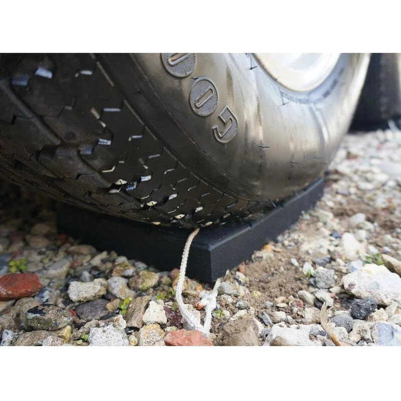 Best RV Jack Pads to Stabilize Your RV with Confidence