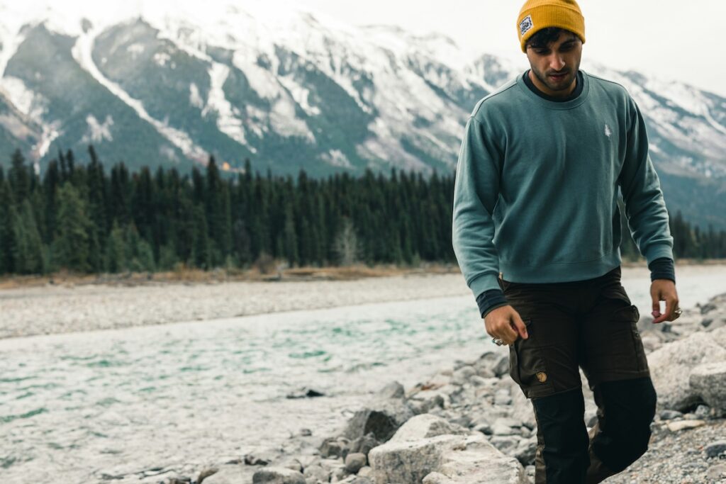 Enjoy your hike while your clothes get clean