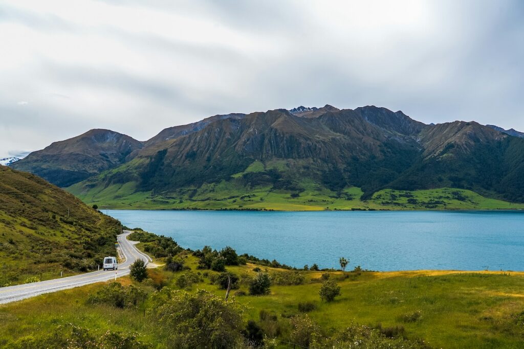 jinhui-chen-UBsayHOnhSY-unsplash | I Heart RVing Driving through New Zealand with international RV rental